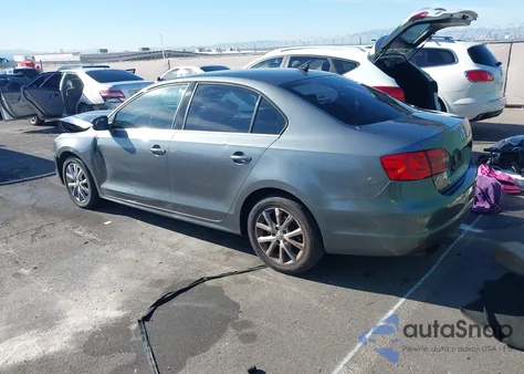 2014 Volkswagen Jetta 1.8T Se z USA, uszkodzony, nr VIN 3VWD17AJ0EM296640